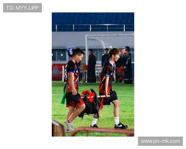 足球球星精彩瞬间GIF集锦，见证巅峰对决与华丽技巧的完美呈现